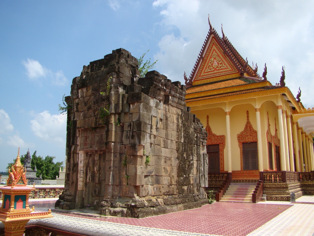 Yeay Pov Temple